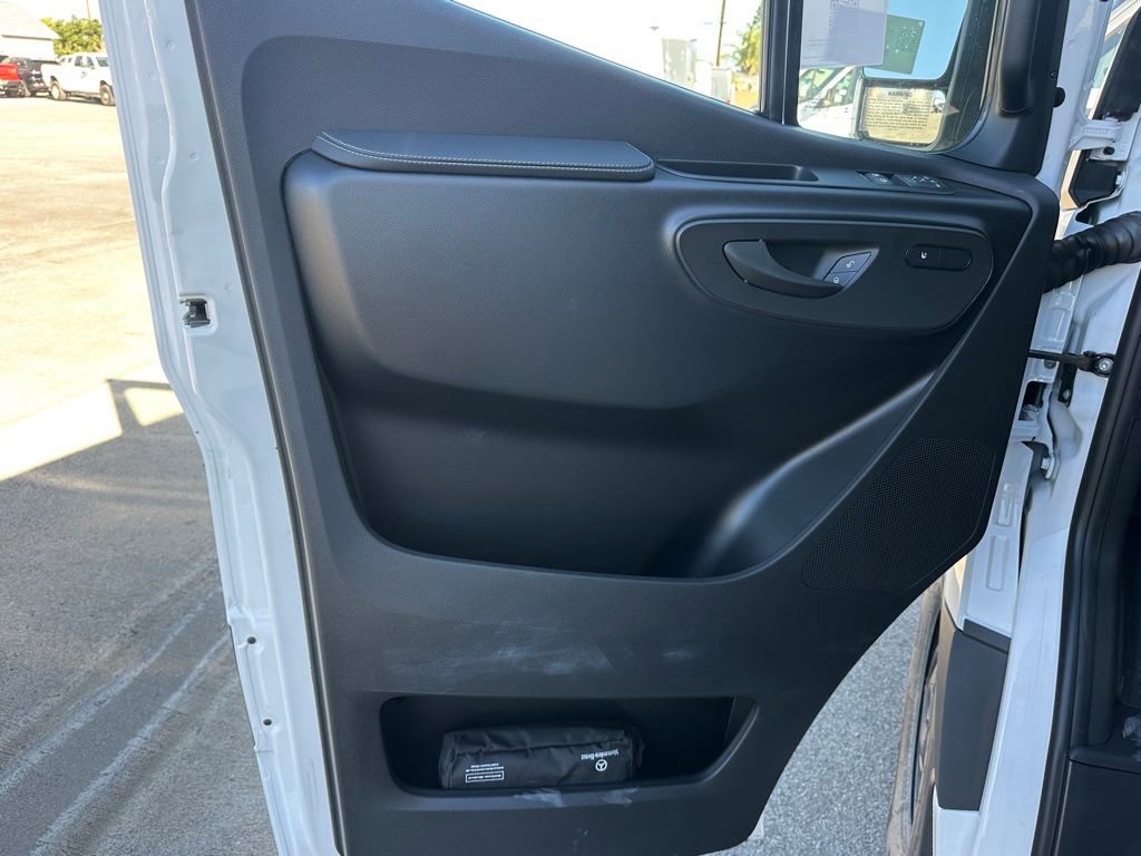 New 2025 Mercedes-Benz Sprinter 2500 image 14