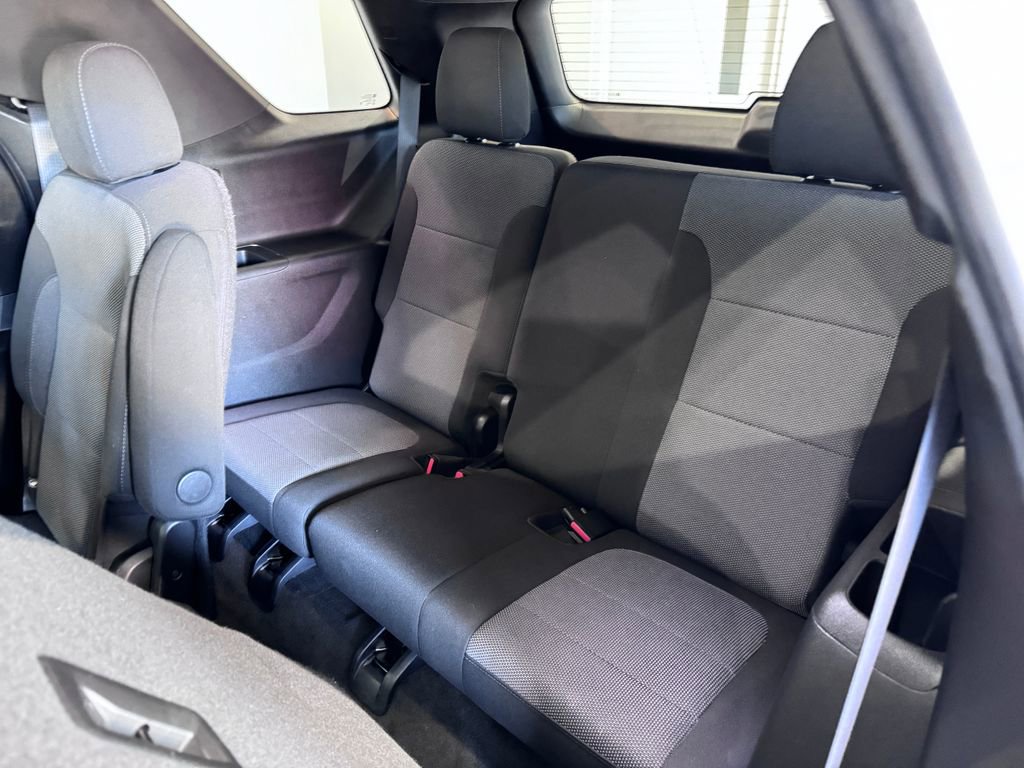 Certified 2023 Chevrolet Traverse LT AWD/4WD image 12