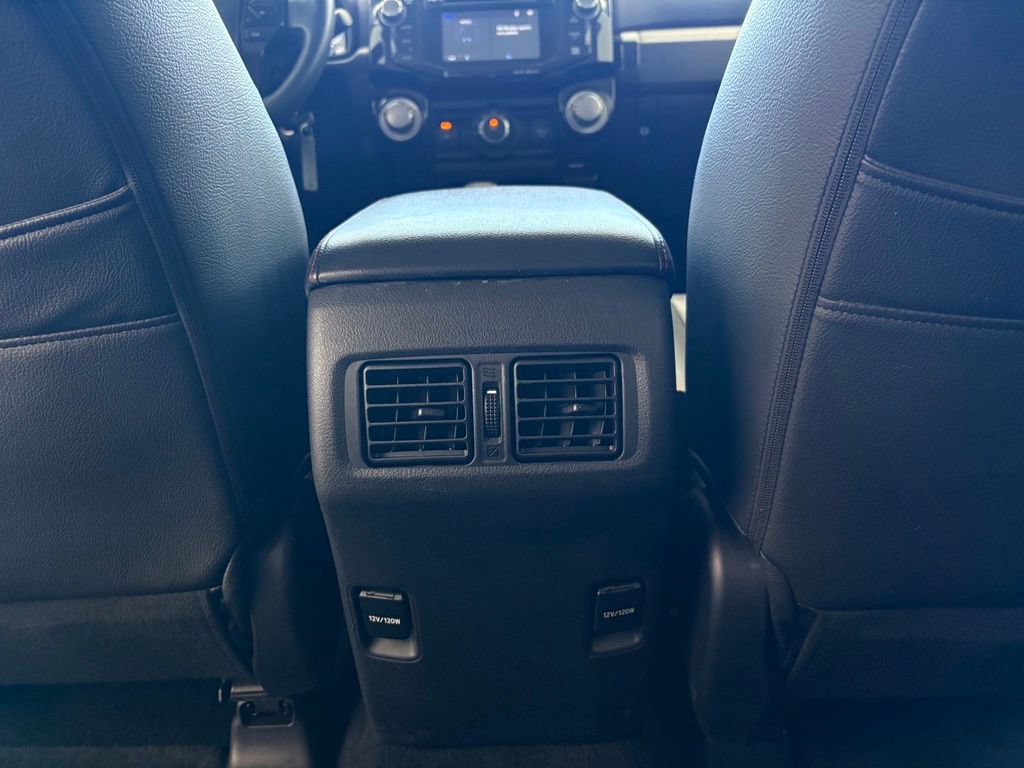 Used 2018 Toyota 4Runner TRD Off-Road AWD/4WD image 32