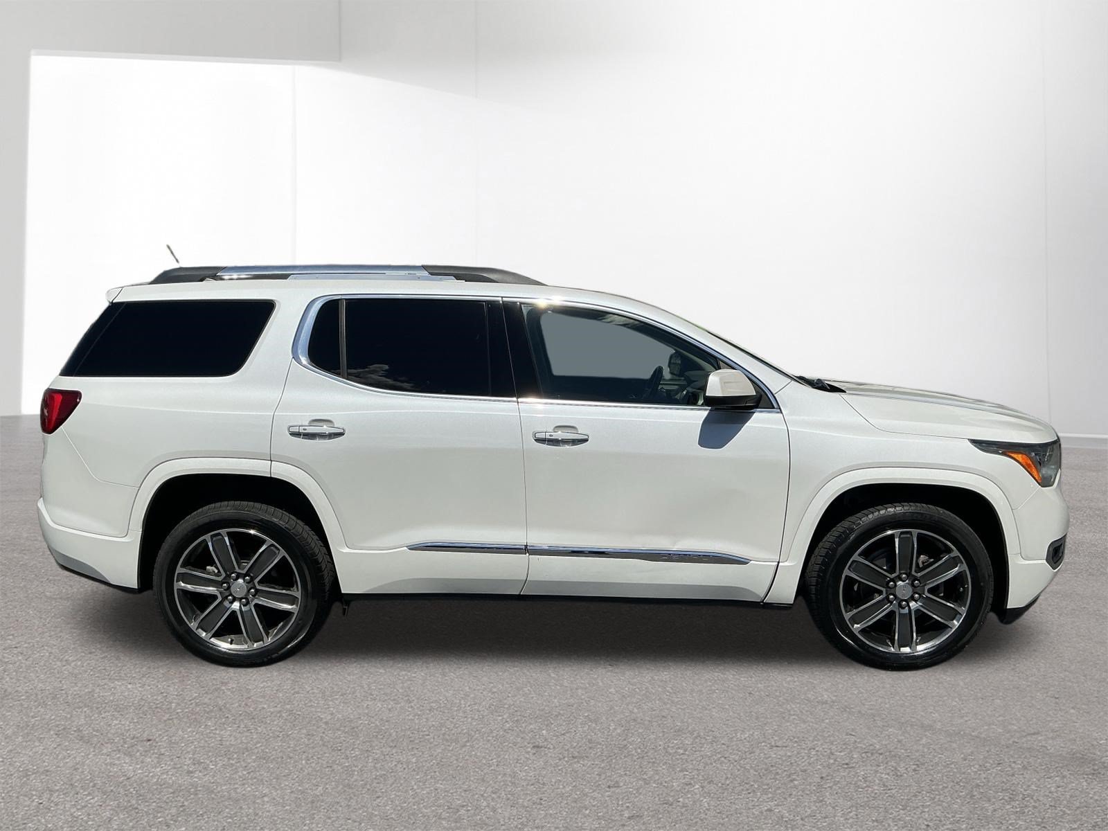 Used 2019 GMC Acadia Denali w/ Technology Package AWD/4WD video 2