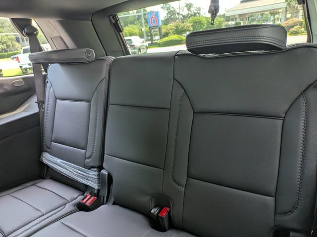 New 2026 GMC Yukon Denali w/ Denali Reserve Package RWD image 16