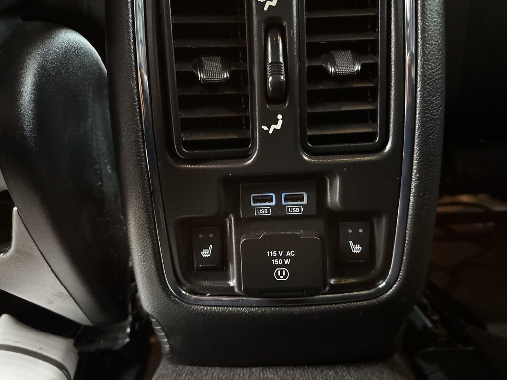 Used 2021 Jeep Grand Cherokee Limited w/ Luxury Group II image 22