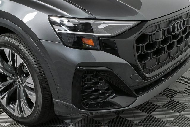 New 2026 Audi Q8 Premium Plus image 37