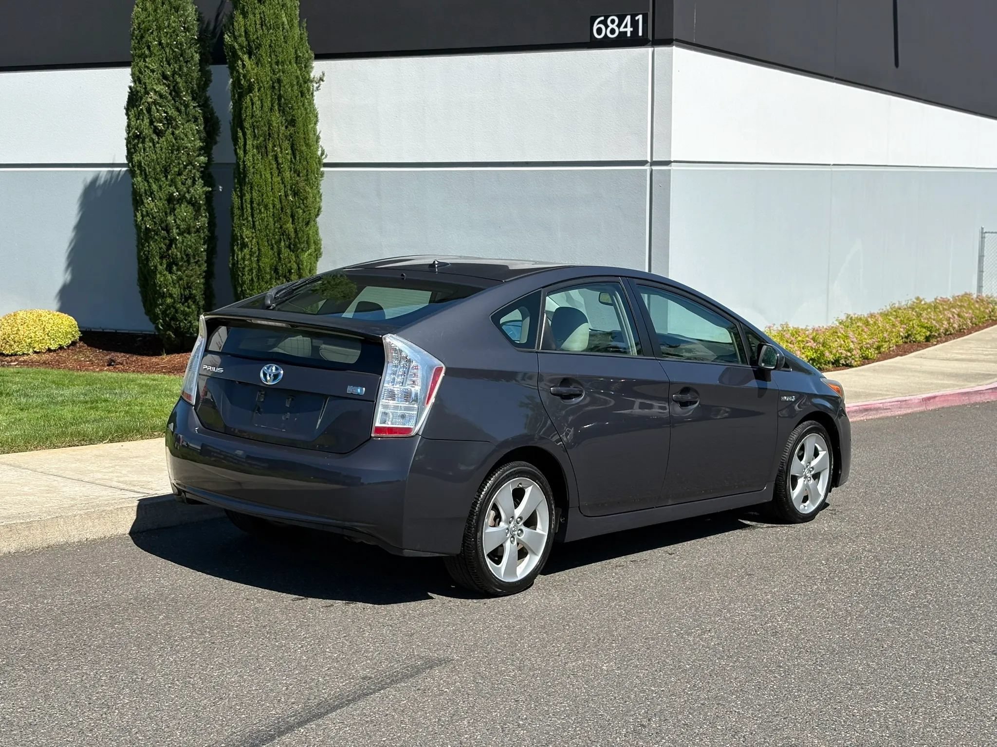 Used 2010 Toyota Prius Five FWD image 6