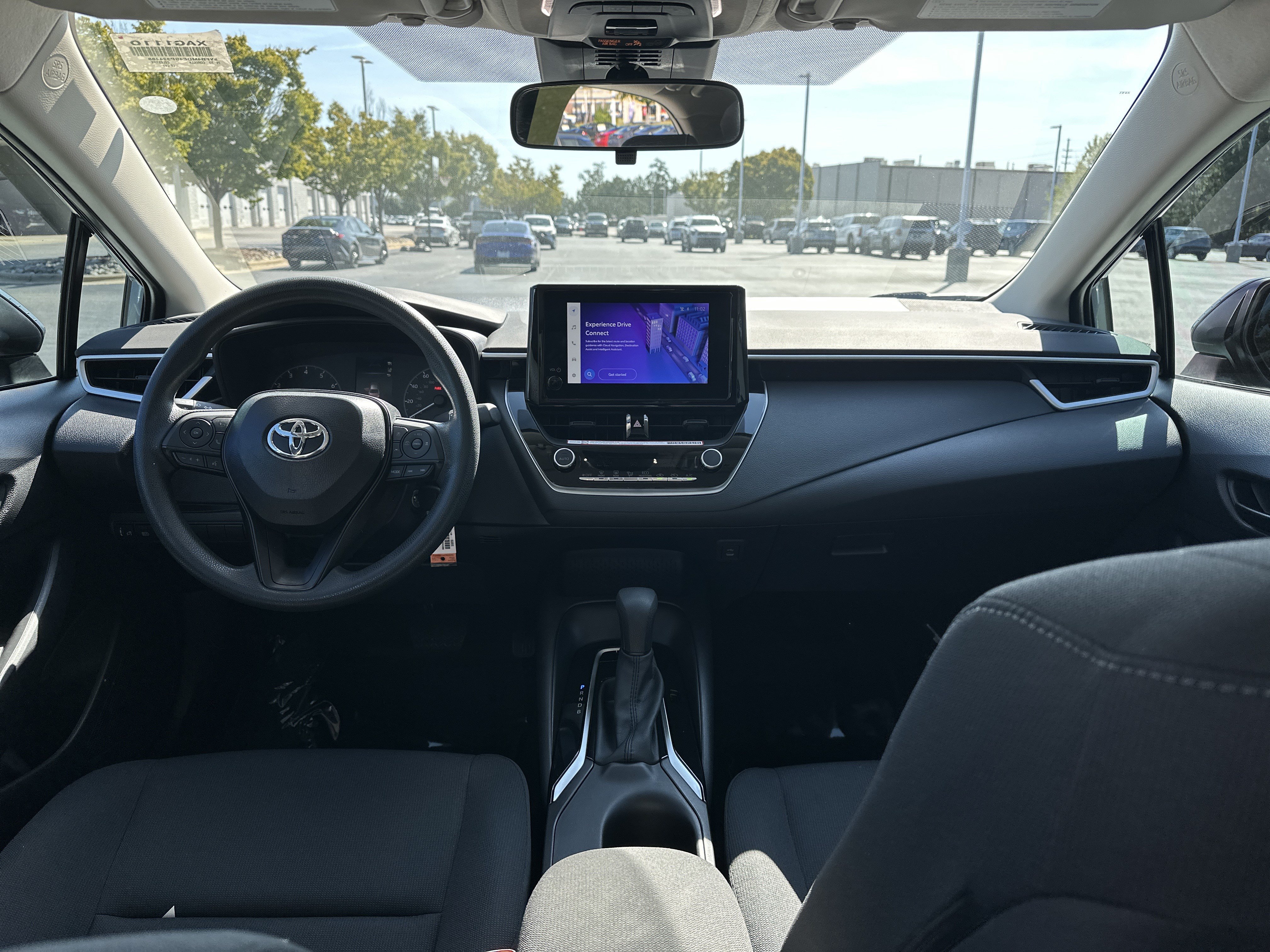 Used 2025 Toyota Corolla LE FWD image 28