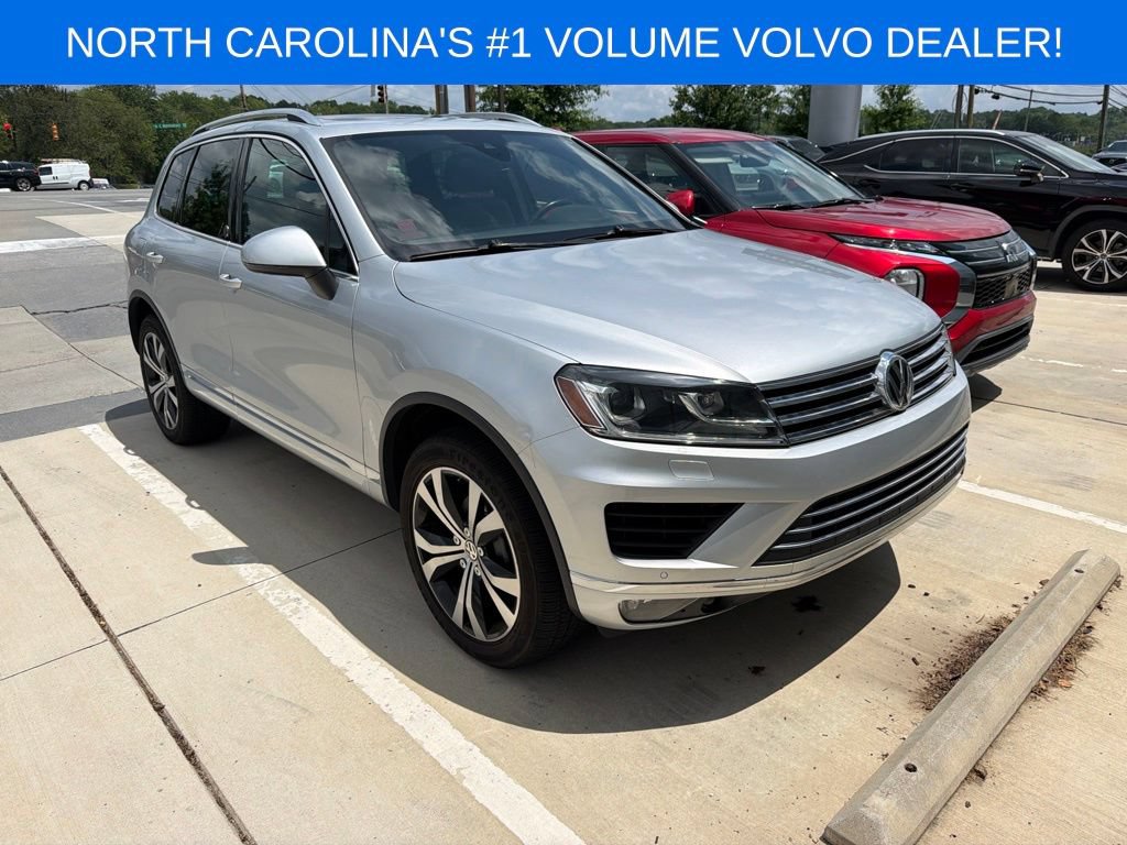 Used 2017 Volkswagen Touareg Wolfsburg Edition AWD/4WD image 1