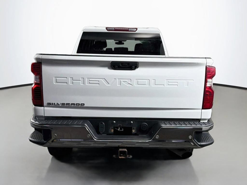 Used 2022 Chevrolet Silverado 2500 LT AWD/4WD image 6