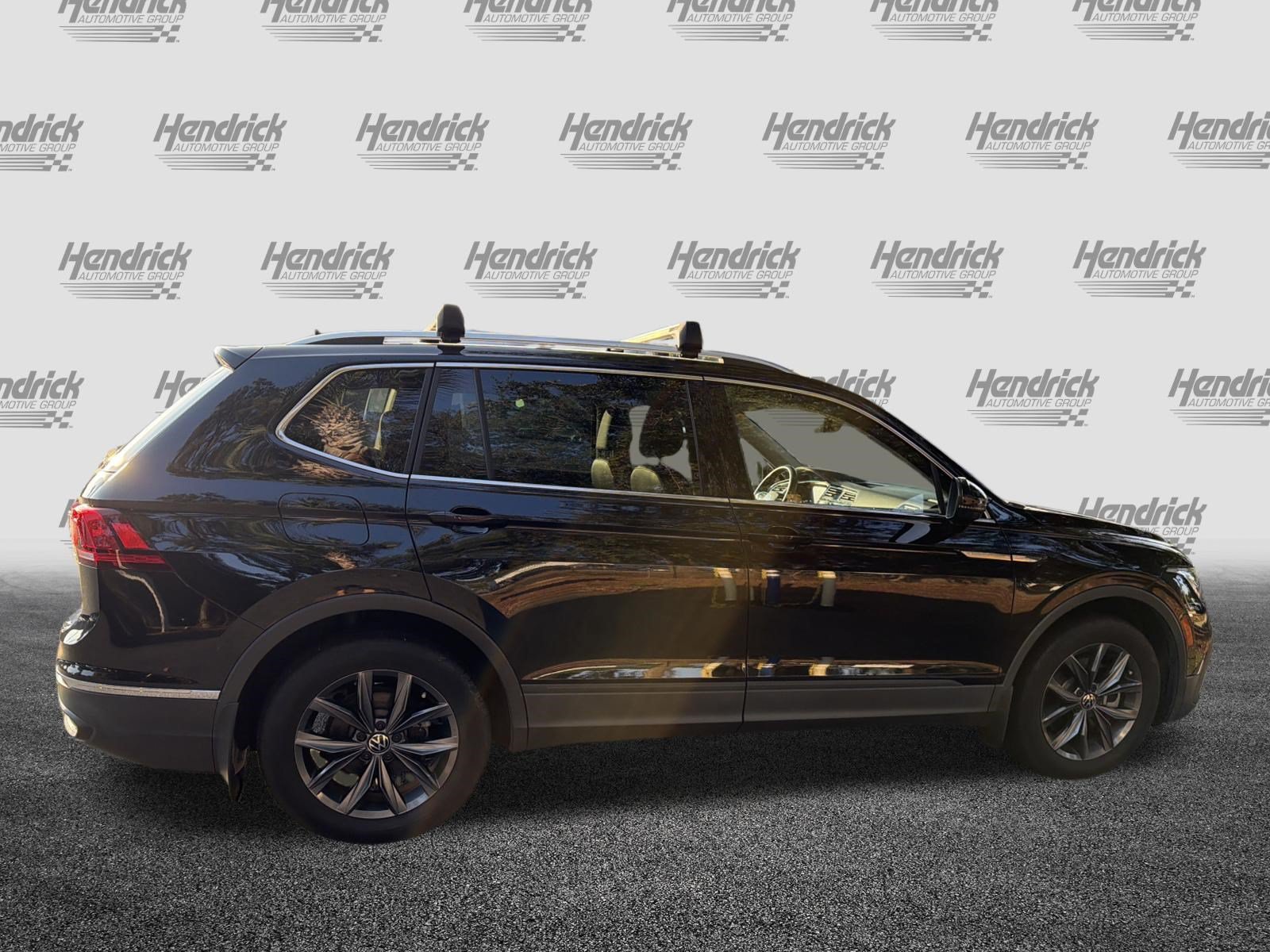 Used 2022 Volkswagen Tiguan SE FWD image 10