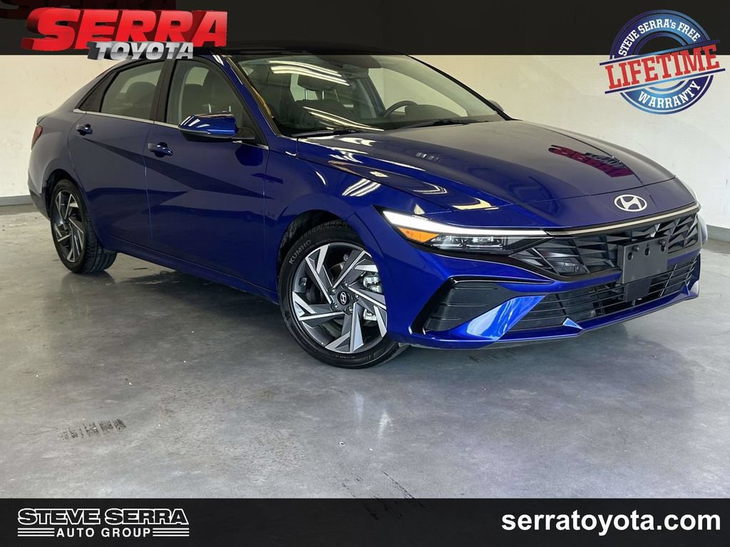 Used 2025 Hyundai Elantra Limited