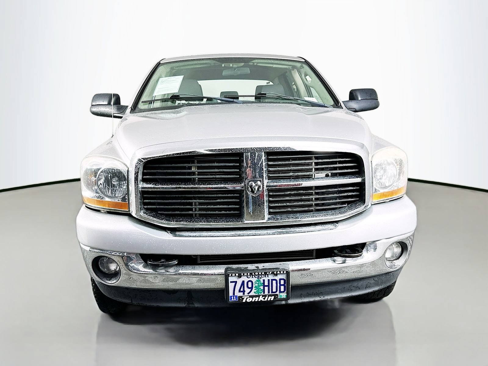 Used 2006 Dodge Ram 2500 Truck SLT AWD/4WD image 2