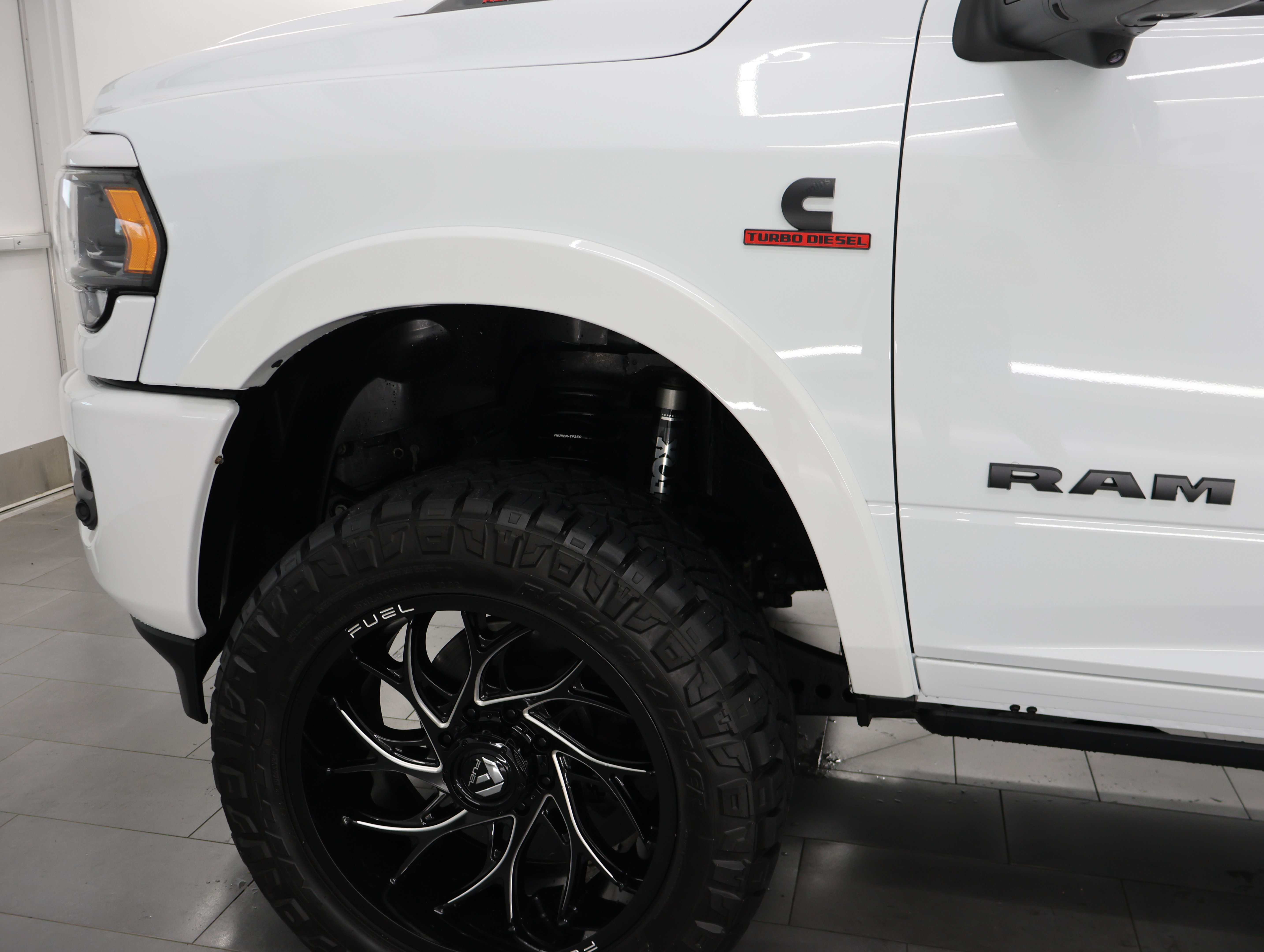 Used 2023 RAM 2500 Limited AWD/4WD image 39