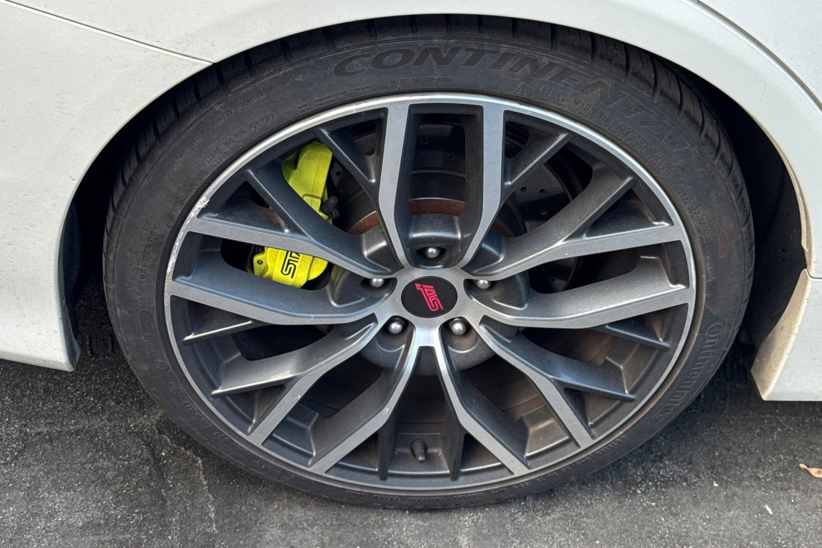 Used 2020 Subaru WRX STI Limited AWD/4WD image 4