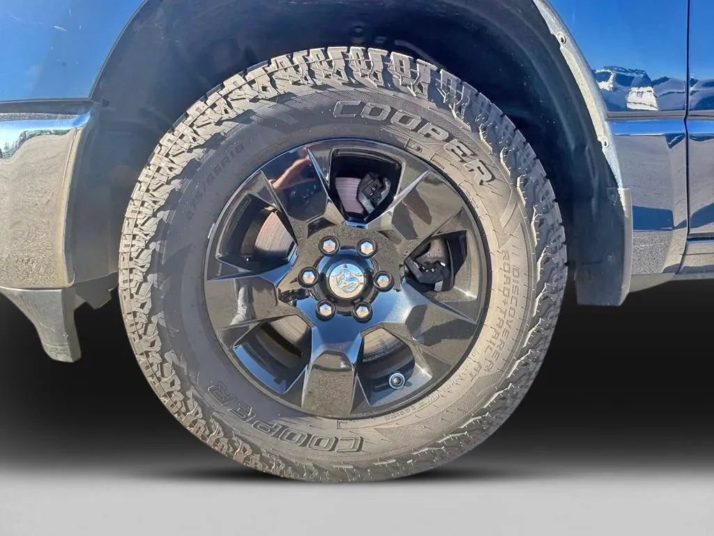 Used 2019 RAM 1500 Big Horn AWD/4WD image 30