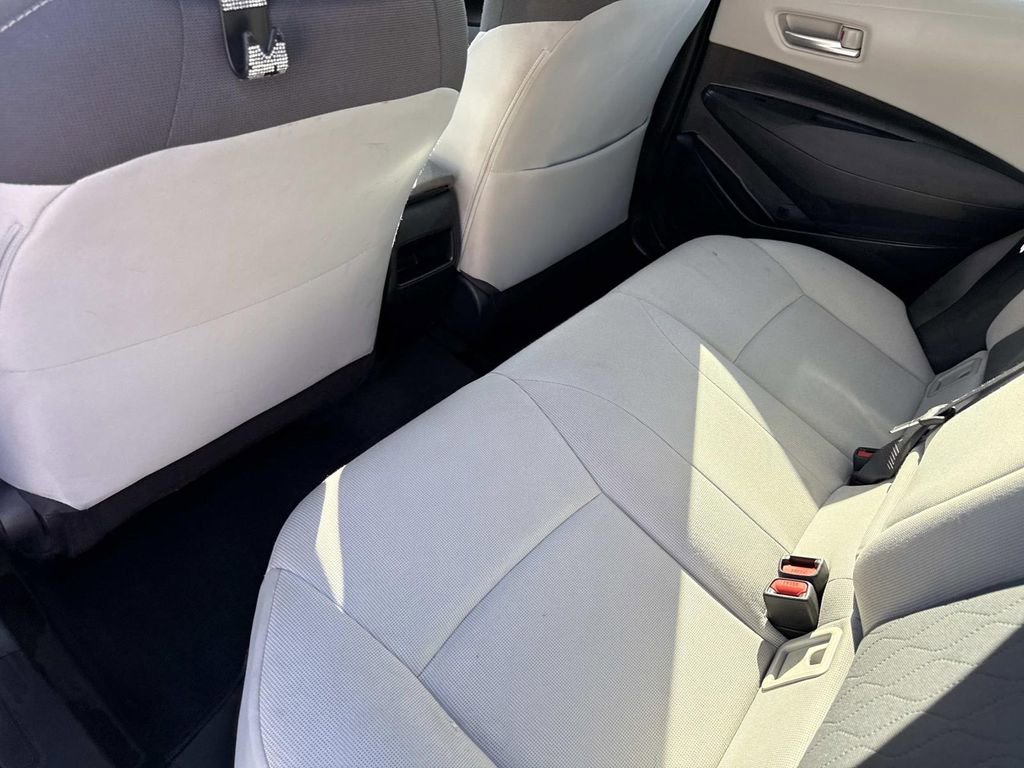 Used 2020 Toyota Corolla LE image 14