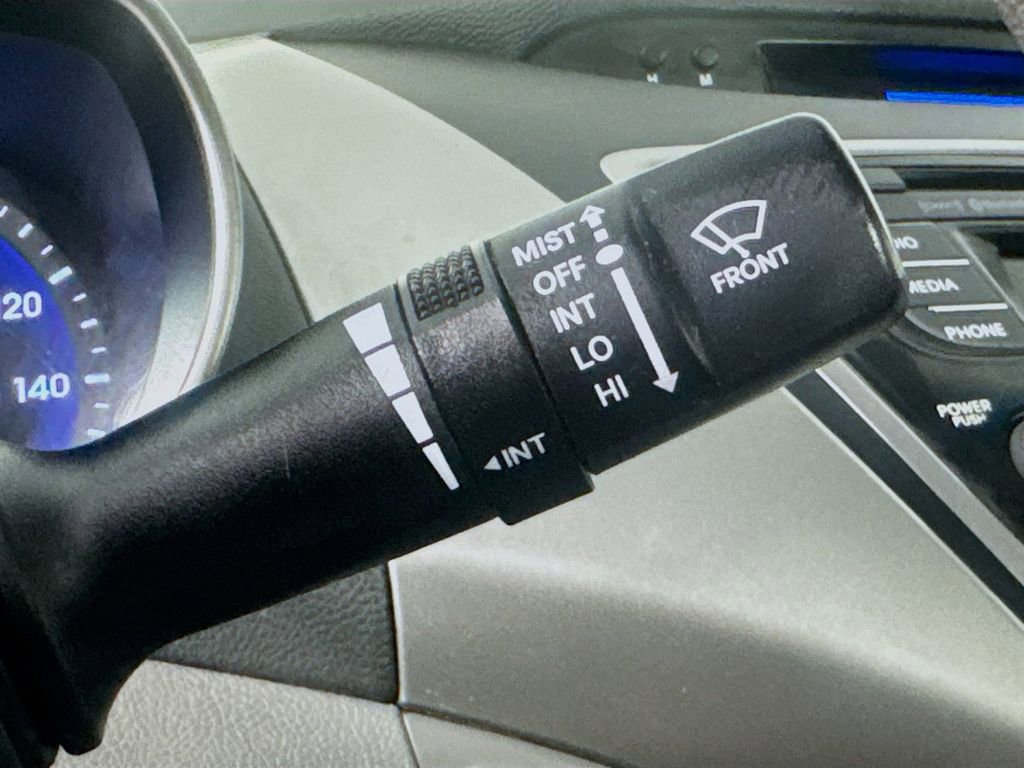 Used 2013 Hyundai Elantra GLS w/ Preferred Pkg image 13