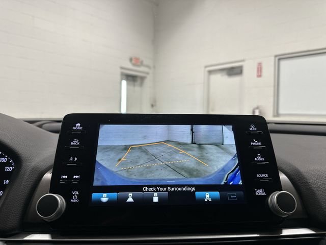 Used 2022 Honda Accord Touring image 32