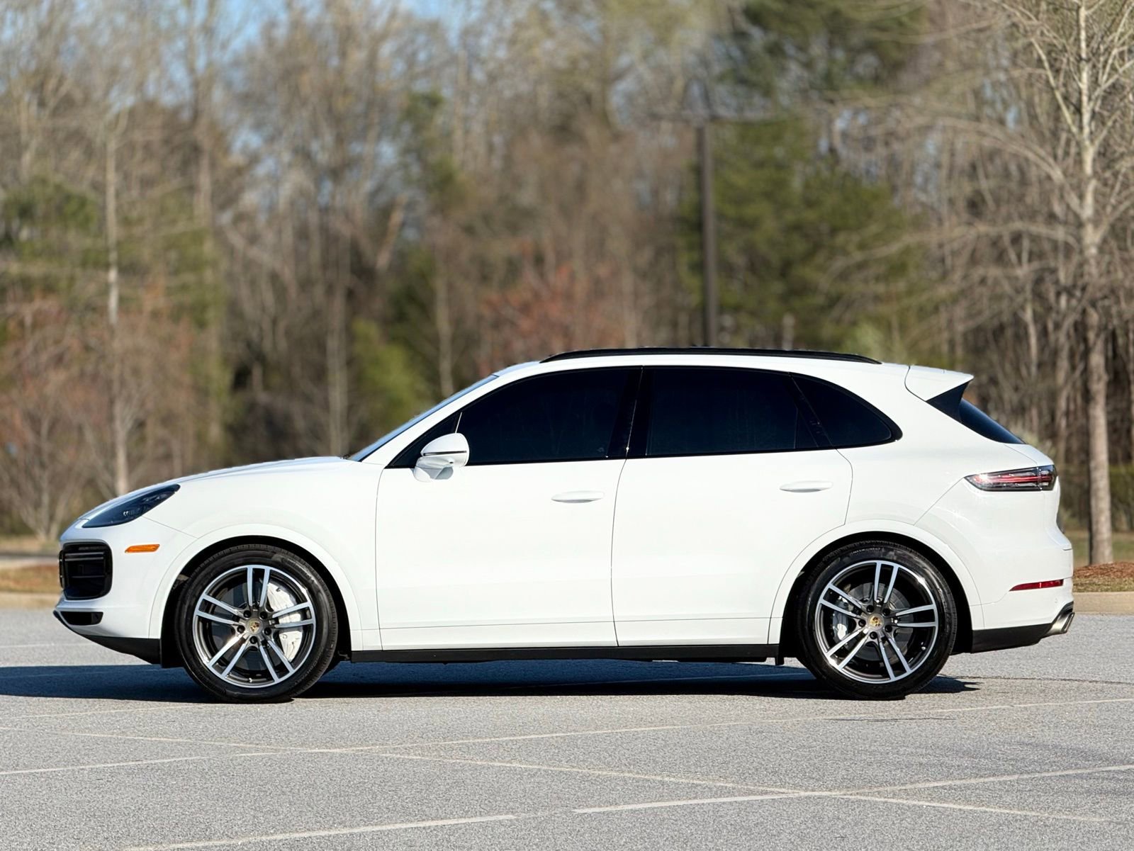 Used 2019 Porsche Cayenne Turbo image 8