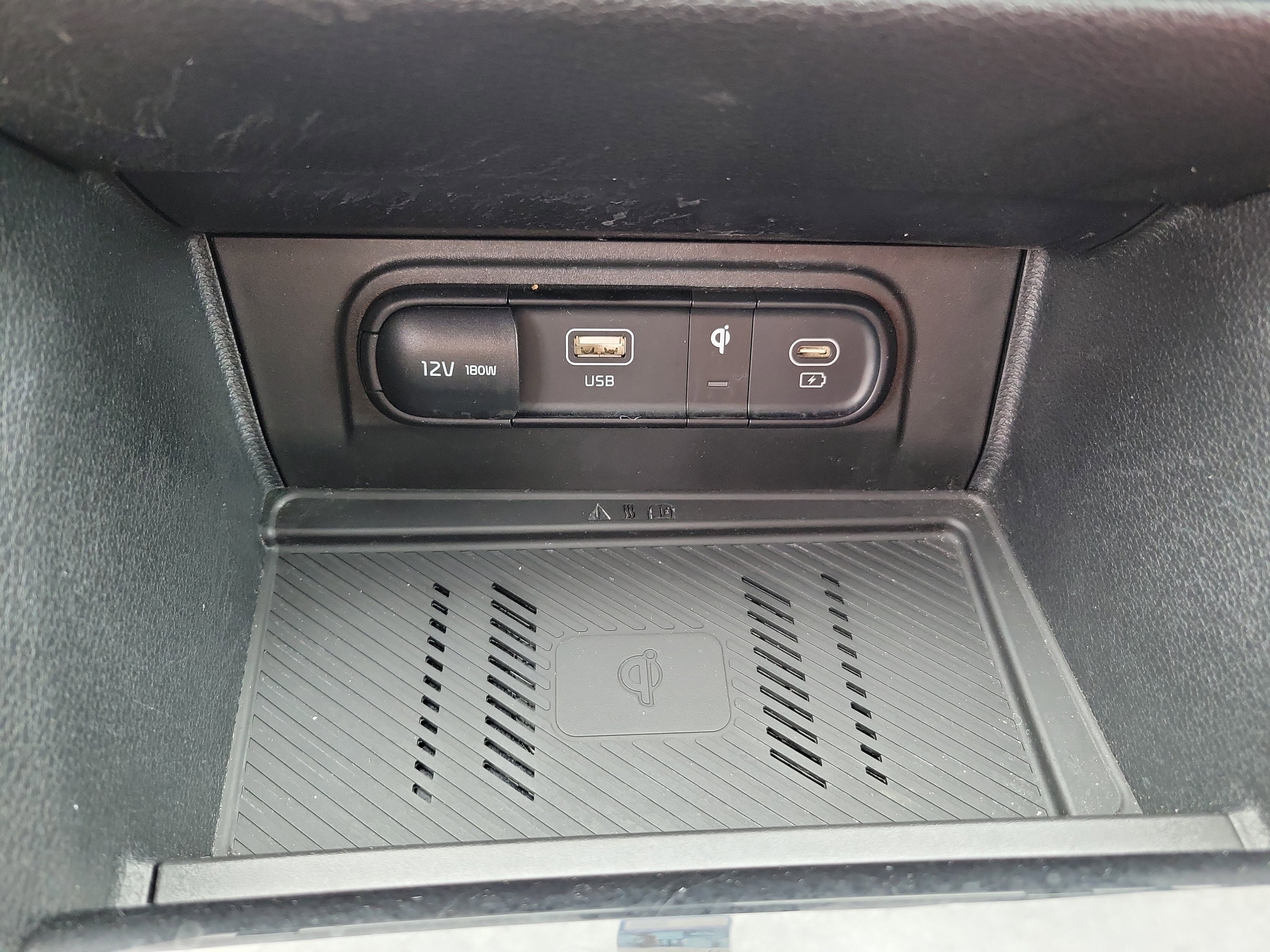 Used 2024 Kia Sportage SX image 11