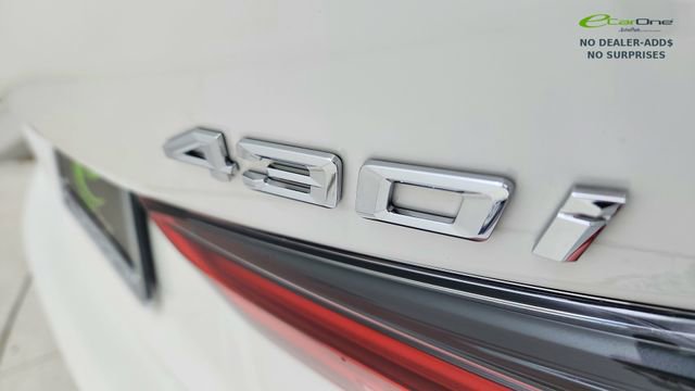 Used 2025 BMW 430i Convertible w/ Premium Package image 23