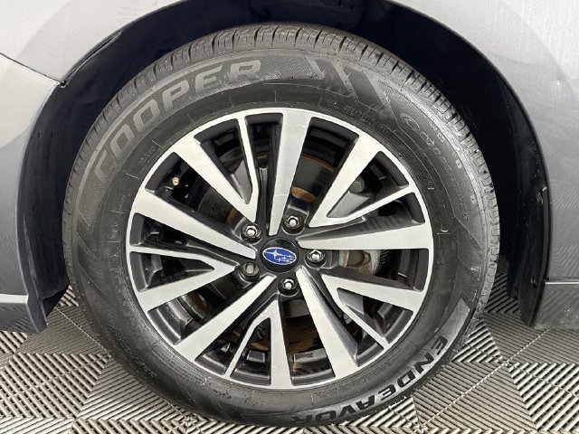 Used 2018 Subaru Legacy 2.5i Premium AWD/4WD image 34