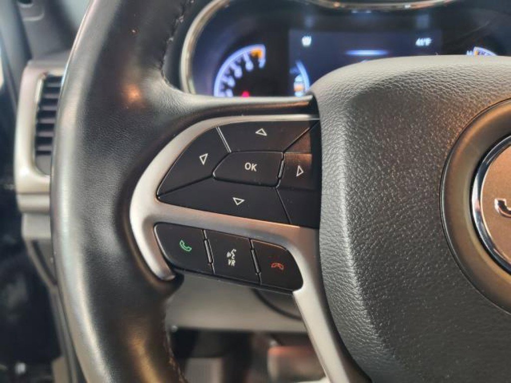 Used 2021 Jeep Grand Cherokee Laredo X AWD/4WD image 19