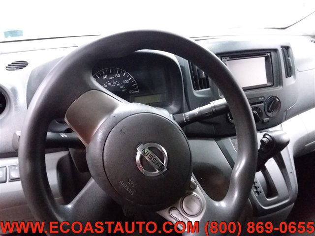 Used 2014 Nissan NV200 SV w/ Back Door Glass Package image 11