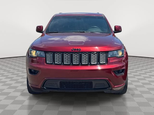 Used 2021 Jeep Grand Cherokee Laredo X RWD image 2