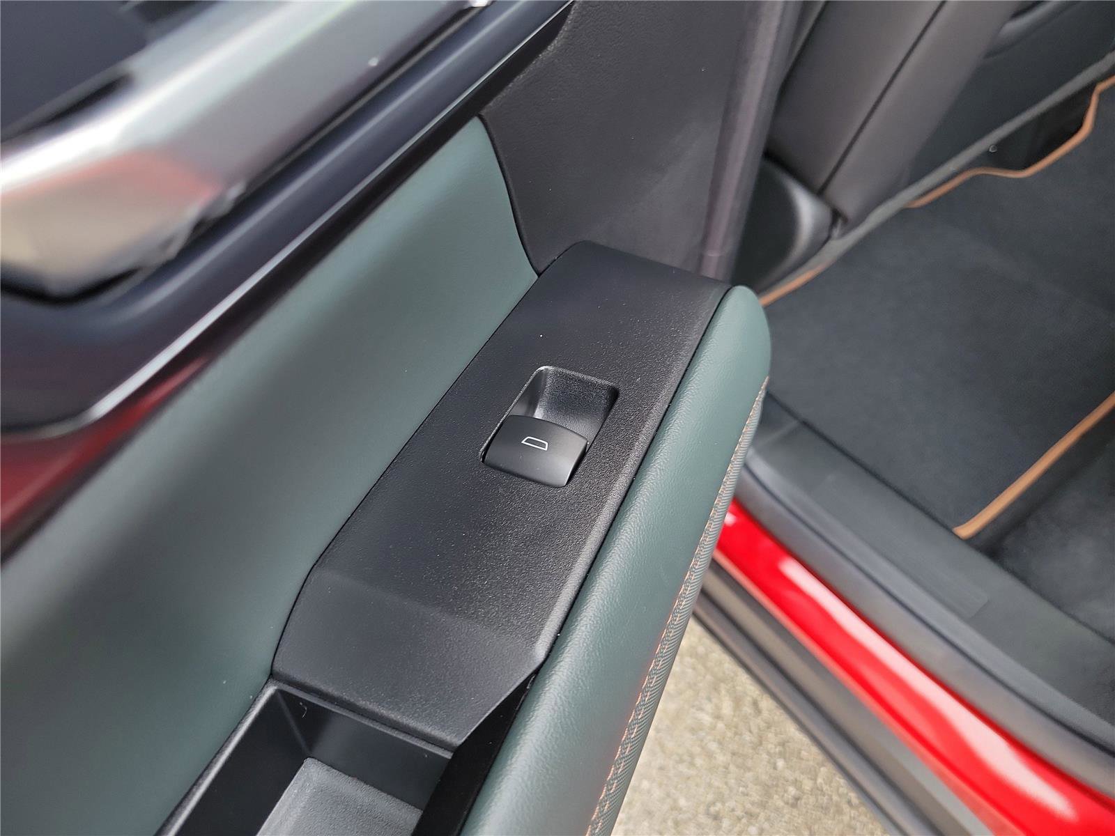 New 2026 GMC Terrain AT4 AWD/4WD image 17