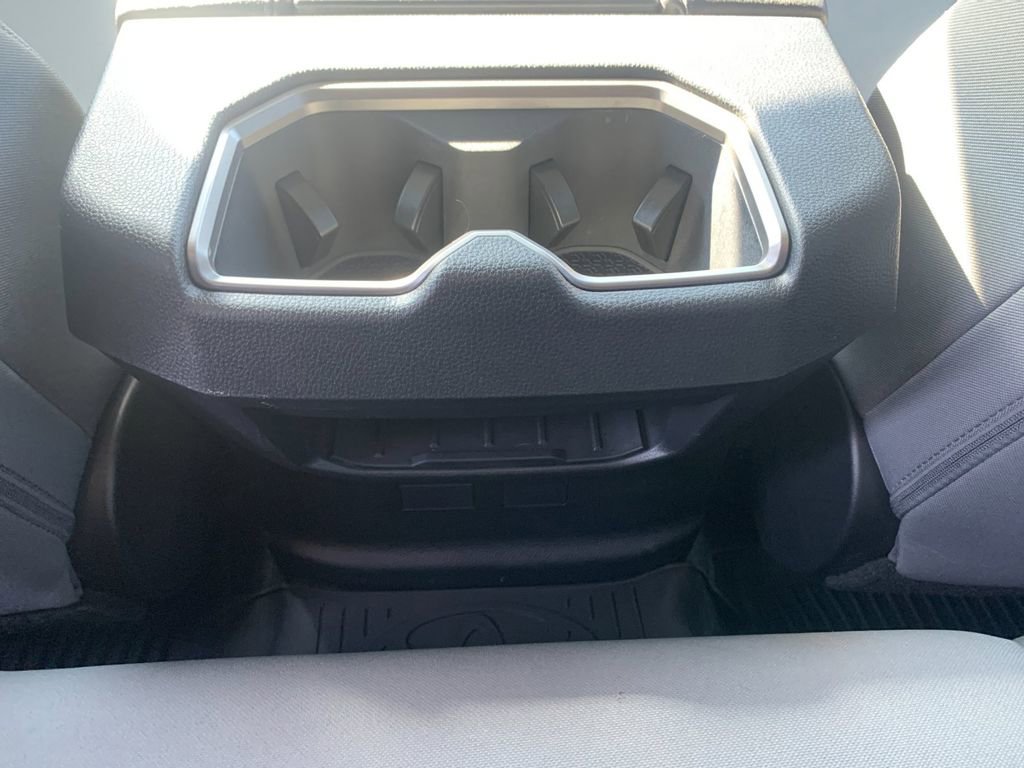 Used 2022 Toyota Tundra SR5 w/ SR5 Convenience Package image 15