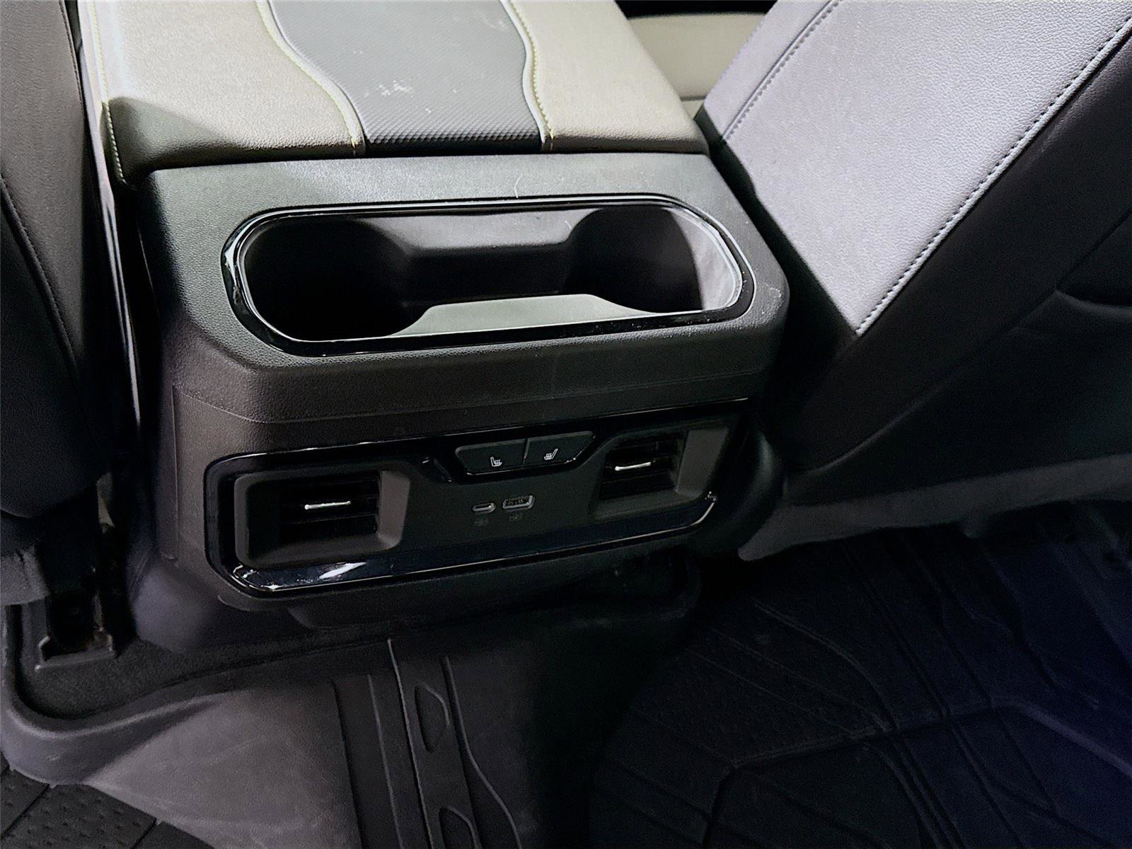 Used 2025 Chevrolet Silverado 1500 ZR2 w/ Technology Package image 19