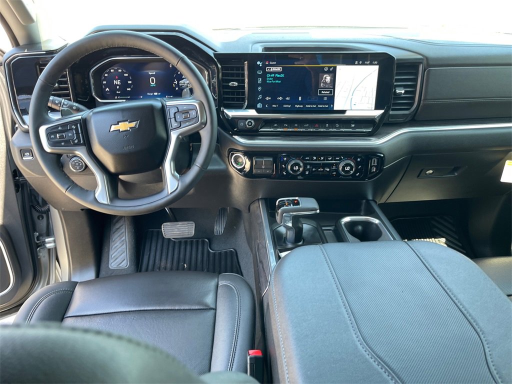 New 2026 Chevrolet Silverado 1500 LTZ w/ LTZ Premium Package image 10