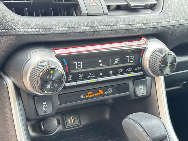 Used 2025 Toyota RAV4 XLE FWD image 21