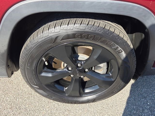 Used 2021 Jeep Cherokee Latitude Plus image 16