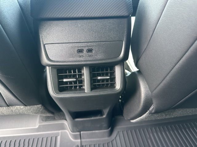 New 2026 Chevrolet Equinox LT w/ Convenience Package II image 40