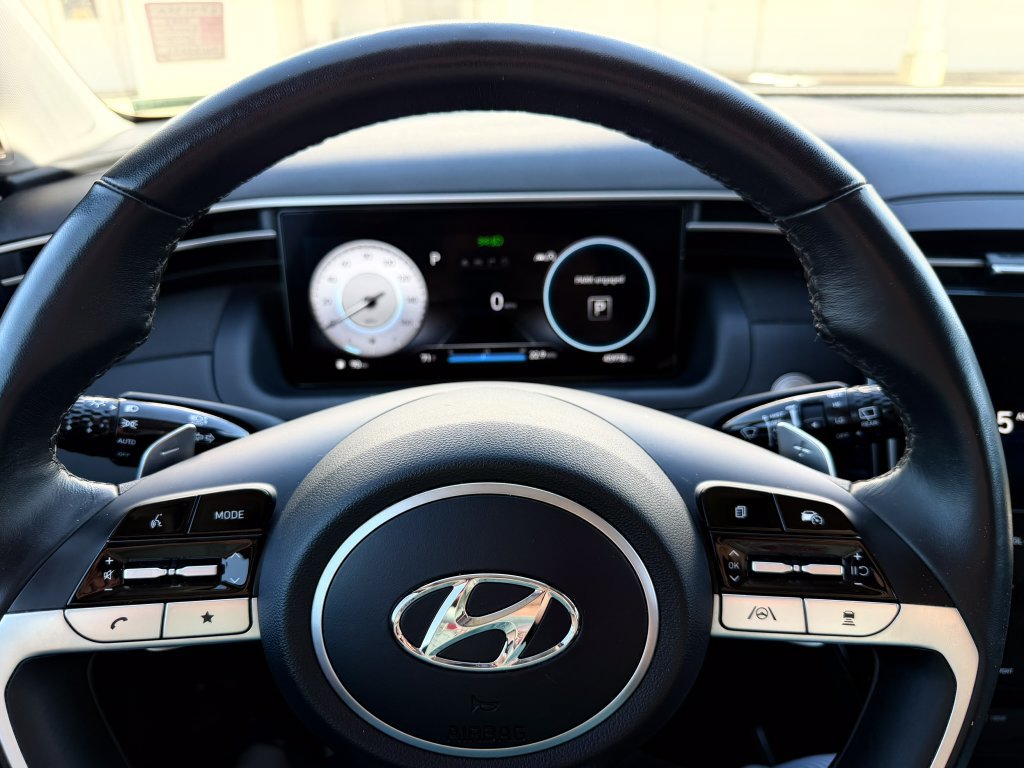 Used 2023 Hyundai Tucson Limited AWD/4WD image 10