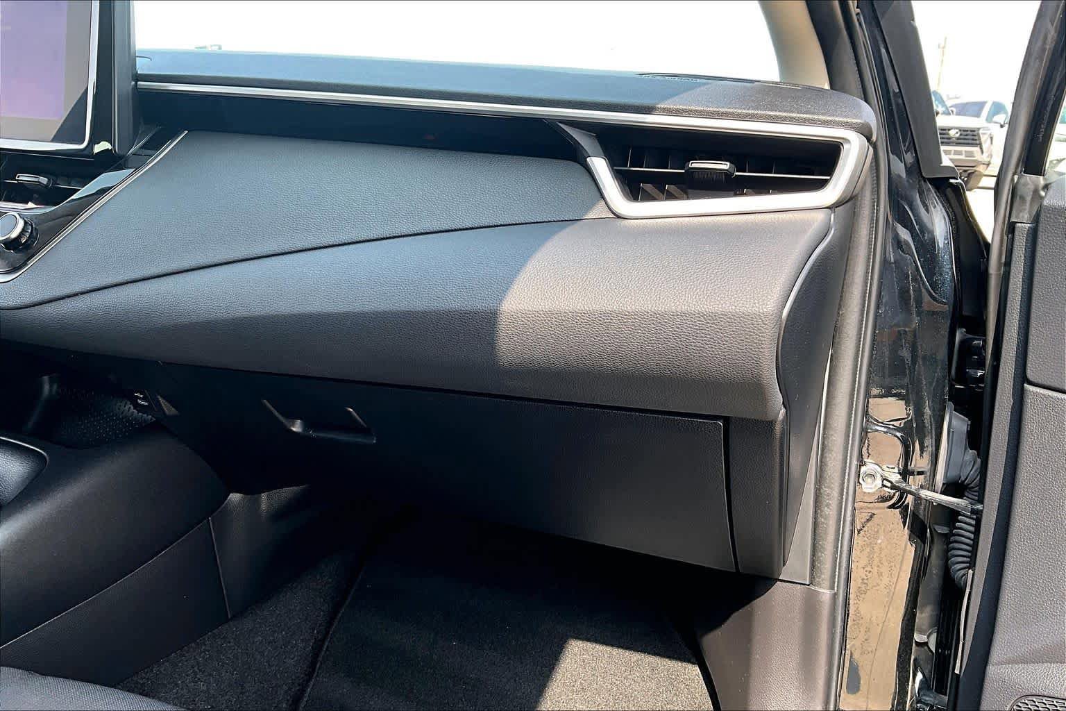 Used 2023 Toyota Corolla LE image 18