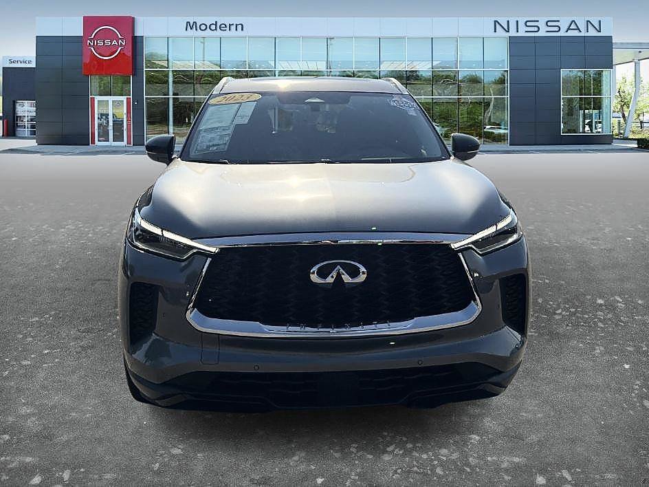 Used 2023 INFINITI QX60 Luxe w/ Cargo Package AWD/4WD image 2
