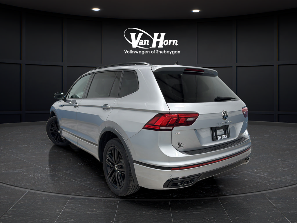 Used 2022 Volkswagen Tiguan SE R-Line AWD/4WD image 5