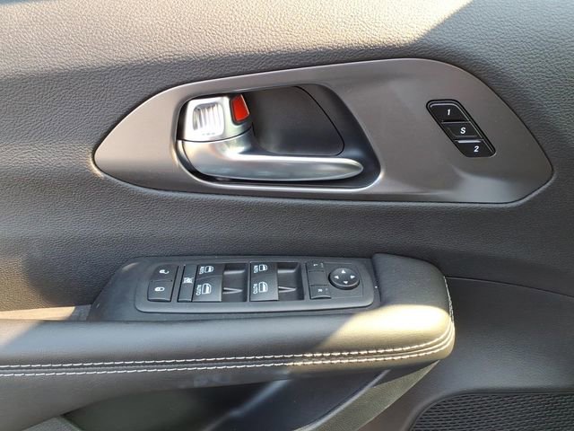 New 2026 Chrysler Pacifica Select image 11