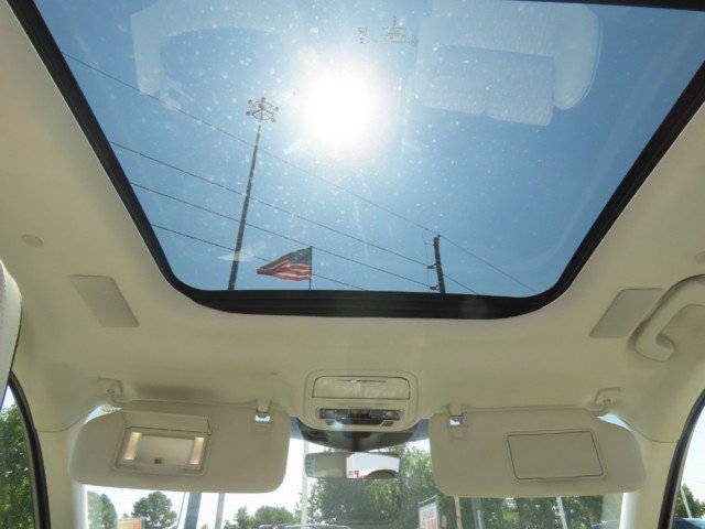 Certified 2023 Lincoln Aviator Black Label w/ Class IV Trailer Tow Package AWD/4WD image 22