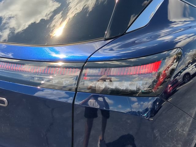 Used 2025 Nissan Murano SL AWD/4WD image 11