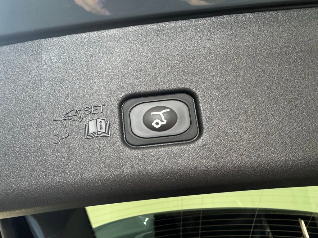 New 2026 Lincoln Nautilus Premier w/ Equipment Group 102A AWD/4WD image 25