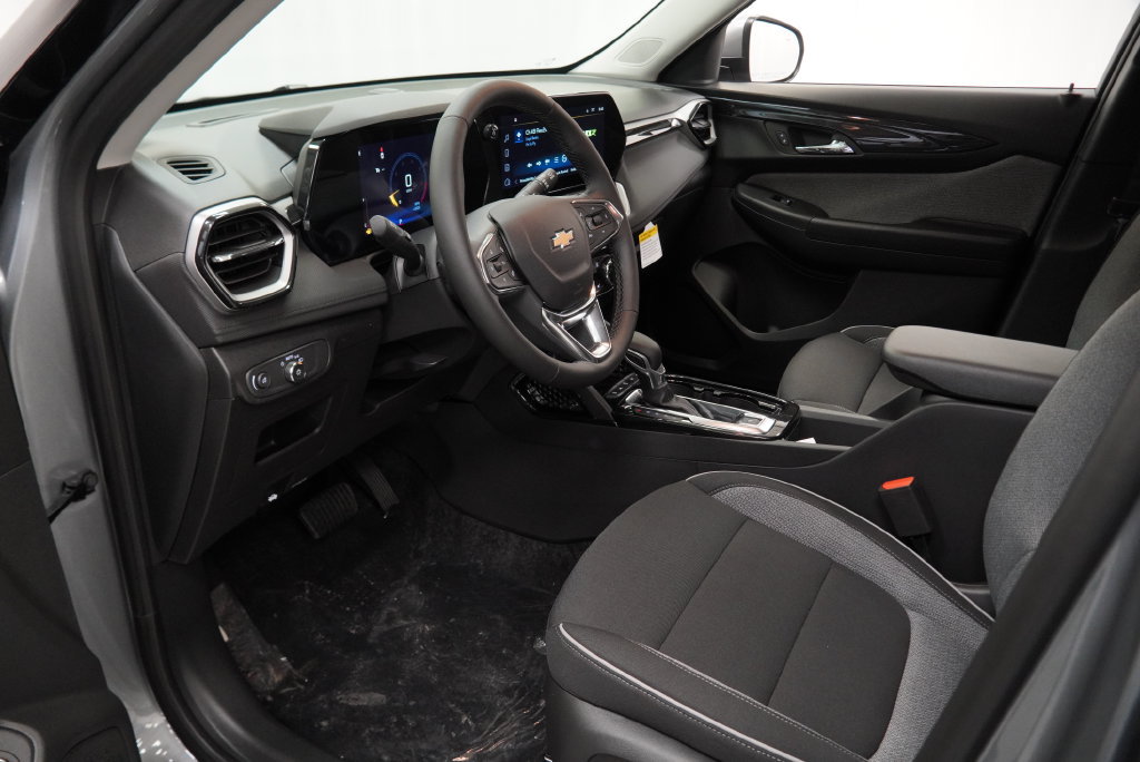 New 2026 Chevrolet TrailBlazer LT w/ Convenience Package FWD image 19