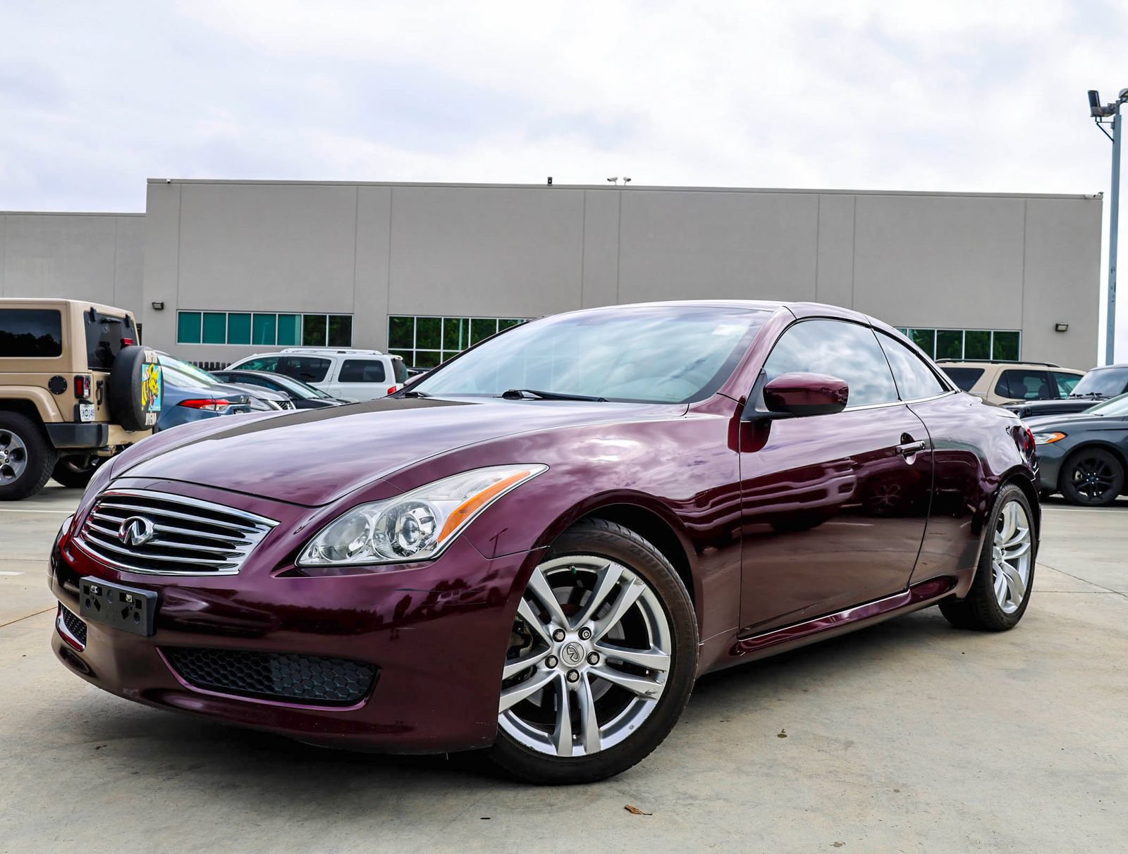 Used 2009 INFINITI G37 Convertible w/ Premium Pkg