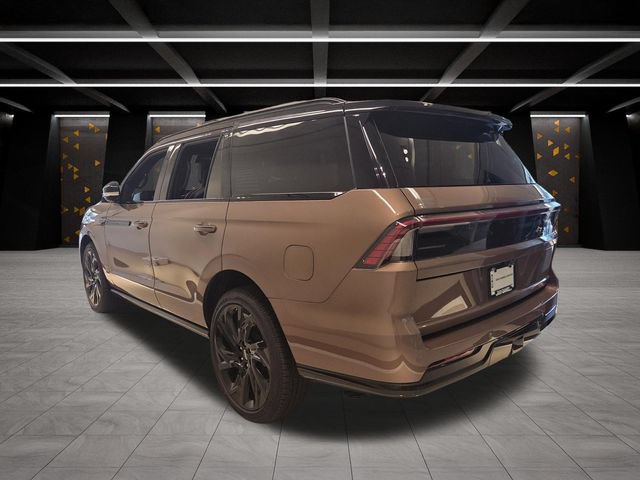 New 2026 Lincoln Navigator Black Label AWD/4WD image 3