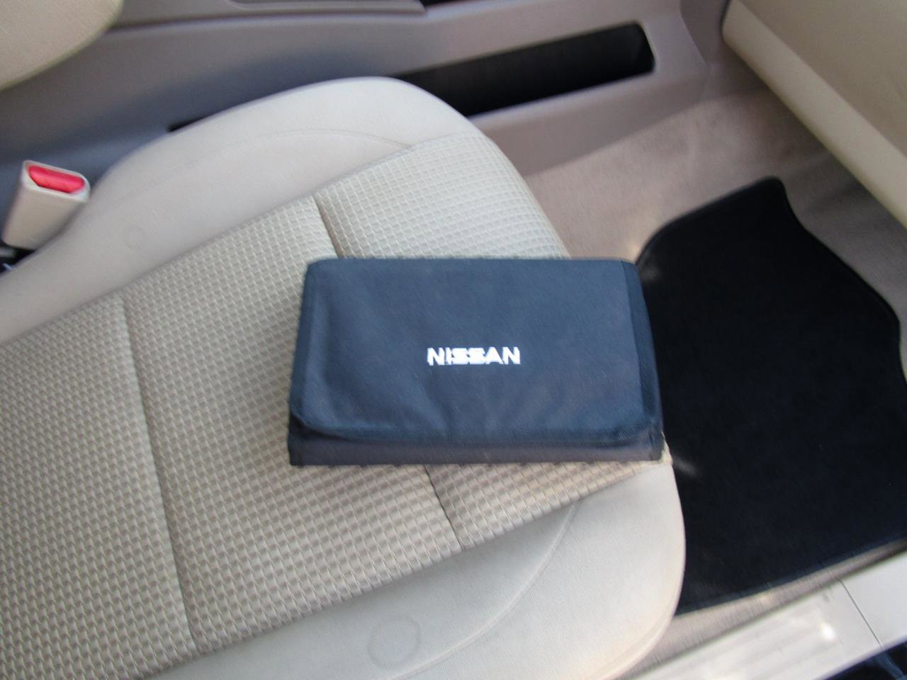 Used 2015 Nissan Titan SV image 28