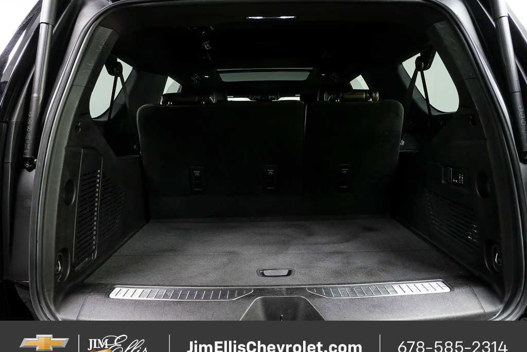 Certified 2025 GMC Yukon XL Denali Ultimate AWD/4WD image 32