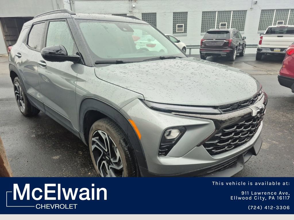 Used 2025 Chevrolet TrailBlazer RS w/ Convenience Package image 1