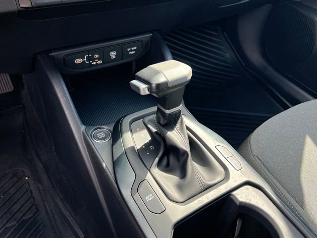 Certified 2025 Kia K4 LX image 21