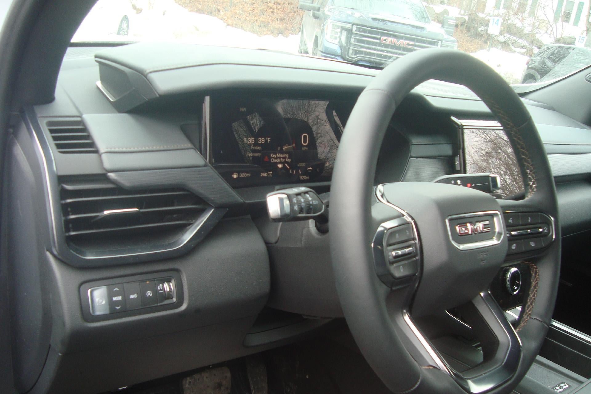New 2026 GMC Acadia AT4 w/ LPO, Floor Liner Package AWD/4WD image 8